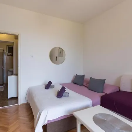 Purple Rain Διαμέρισμα