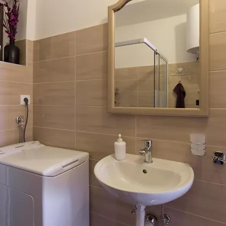 Purple Rain Apartment *